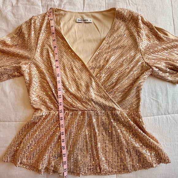 Sequin Ruffle Gold Wrap Blouse - M - Picture 9 of 10